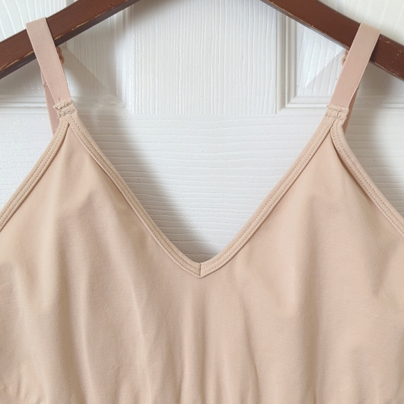 Spanx Seamless Power Sculpting Sleeveless V-neck Thong Bodysuit Soft Nude XL - Picture 2 of 11